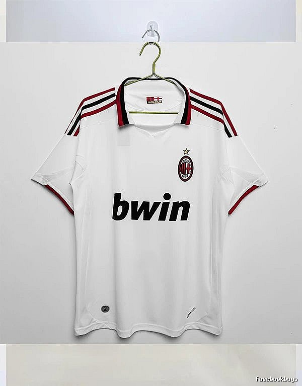 AC Milan Gift Ready Retro soccer jersey Red Black Striped with Standout Detail