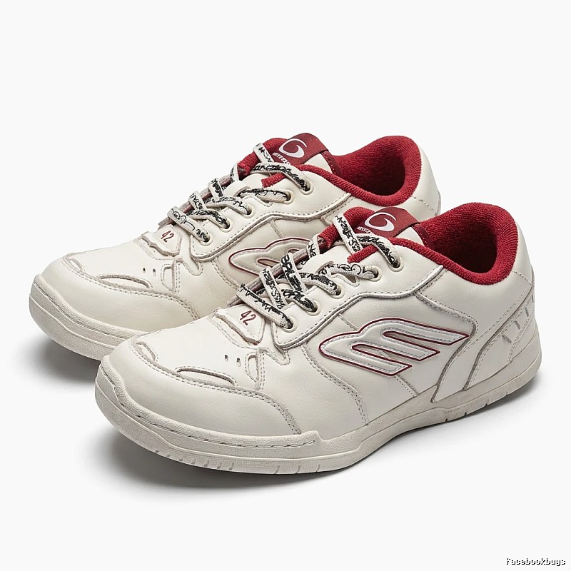 Balenciaga retro-style white and red sports shoes