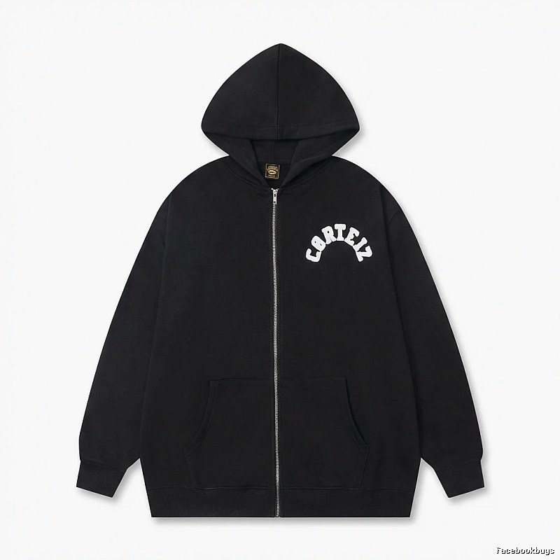 Corteiz street-style black hoodie