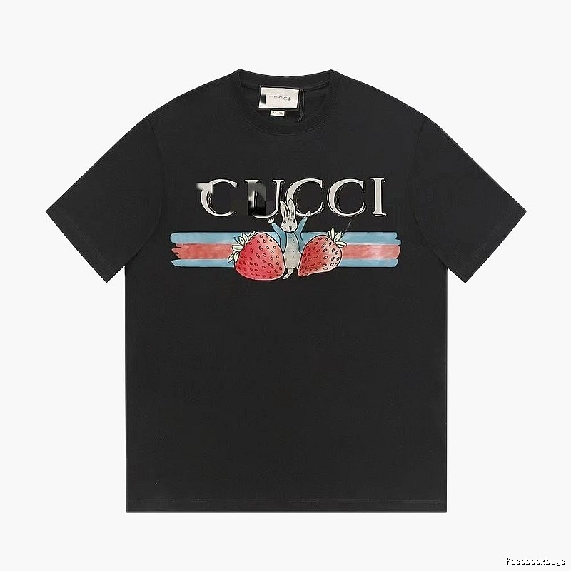 Gucci Strawberry Rabbit Print Collection Casual Style Black T-Shirt