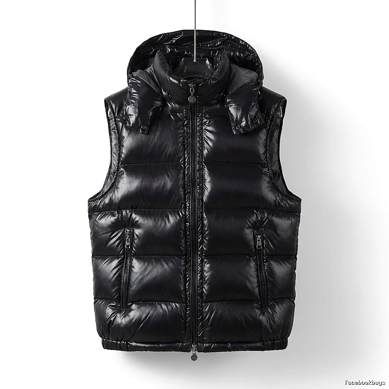 Moncler black stylish down vest