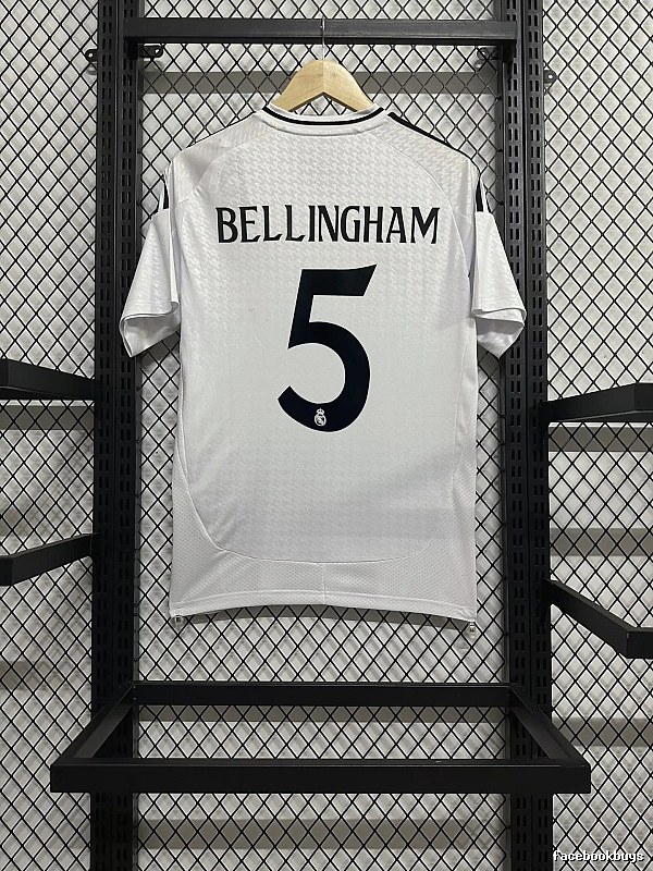 Real Madrid Daily Home soccer jersey White Real Madrid for City Outfits Select Edition