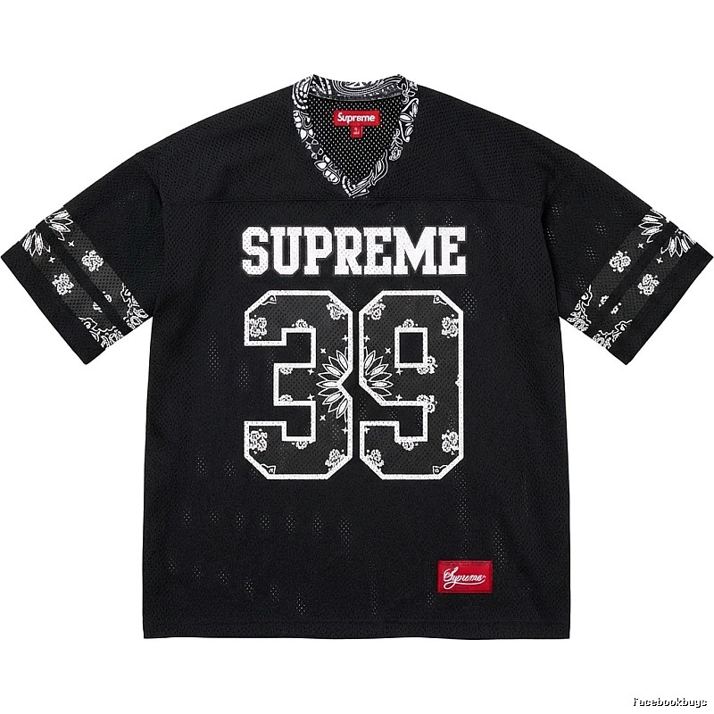 Supreme - printed sporty black T - shirt