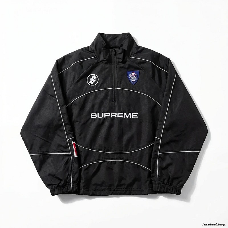 Supreme sporty black coat