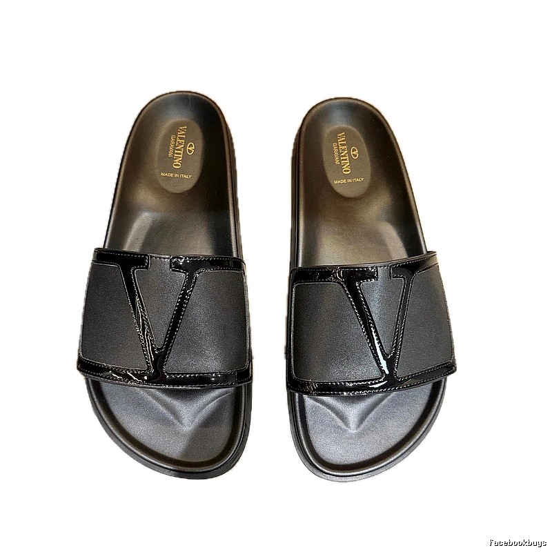 Valentino Big V Collection Light Luxury Style Black Slide Sandals